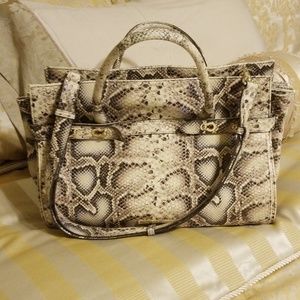 Elegant Handbag